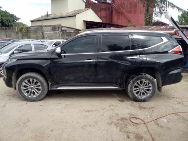 2024 MITSUBISHI MONTERO SPT GLX 2WD 2.4 MT DSL - Image 3